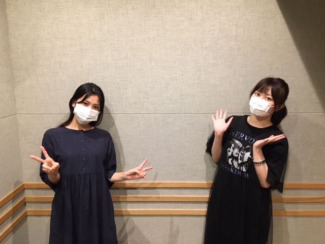 ⚡Afterglowの夕焼けSTUDIO🌇
   ＼本日21時より放送開始💕／

メインパーソナリティーはモカ役の三澤紗千香さんと、つぐみ役の金元寿子さん🎶
番組の詳細はコチラ📝→bit.ly/2UTBOTB

※出演者やスタッフの安全面に十分配慮した上で、収録を行っております
#バンドリ #ガルパ #アフスタ