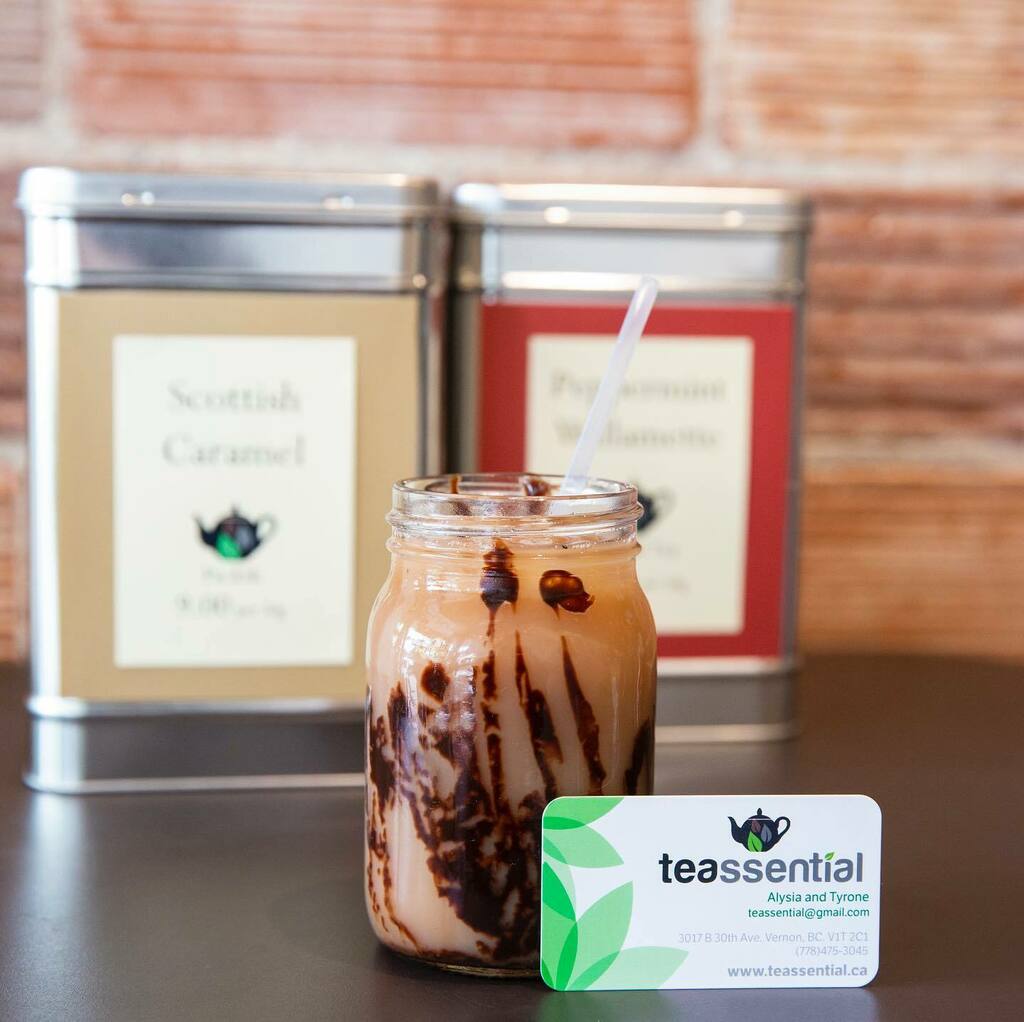 teassential's tweet photo. One of our summer specials this year is the Iced QuaranTEA Latte! Obviously no pun intended. 😉 A perfect blend of chocolate, mint and tea!

#teassential #teassentialspecialtyteas #vernonbc #downtownvernon #tea #teashop #shoplocal #chocolate #mint #la… https://t.co/Kf1Pkp3is0 https://t.co/ArADWYFsG3