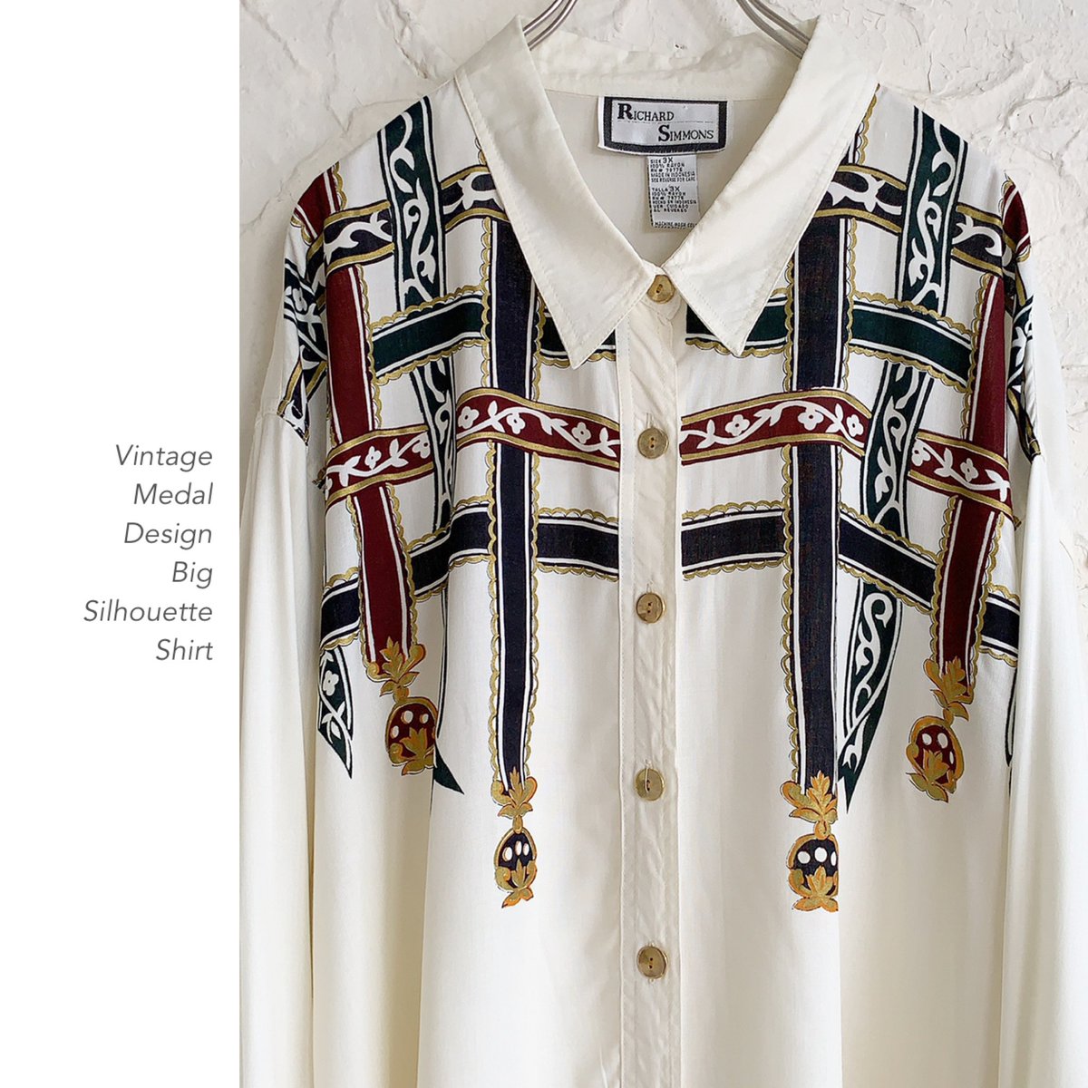 taffee_shop's tweet photo. #newarrival
店頭入荷!!
【こちらはDMにて通販対応中】
アイボリーカラーに
リボン+メダル柄がレトロ可愛い
総柄ビッグシルエットシャツ♫
サイズかなり大きめで◎
_________________________________
#Taffee #宮崎古着屋 #patternshirt
#rayonshirt #bigsilhouette
#unisex #古着女子 #古着mix https://t.co/Le5fj3ixI1