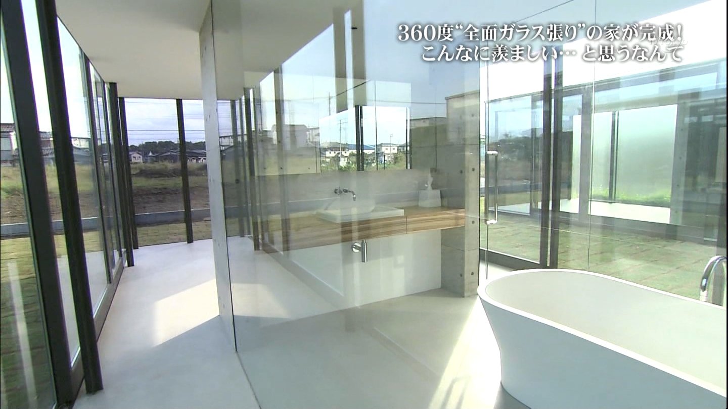 Sow 新作出すよ マンションと駐車場を経営し 法人化してフランチャイズのファミレスと回転寿司屋のオーナーになって 地方のちょっとした金持ちになっているカンタ カンタ 金にあかせてお前んちリフォームしたよ サツキ 色んな意味で台無しだお前