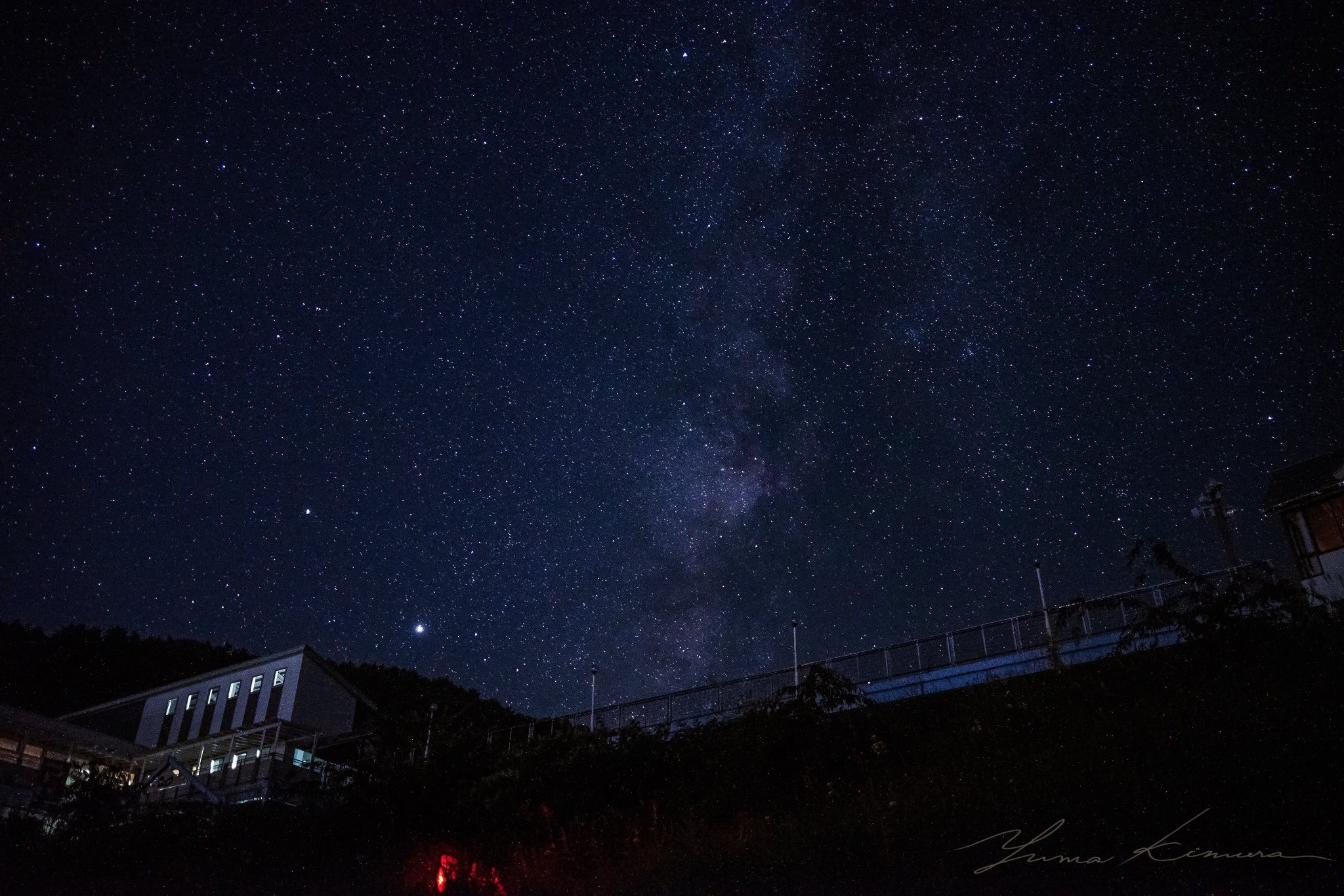 Yk Photoworks 夜空にこんだけ星があるんだからさ 宇宙人とか絶対いるよね 写真好きな人と繫がりたい カメラ好きな人と繋がりたい Sonyalpha Sonya7ii Tamron Tamron0 タムロン A071 星空 天の川 T