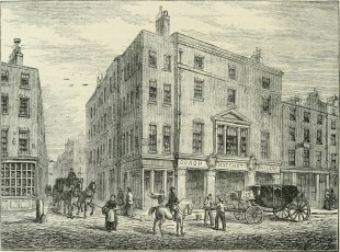 27/65Besides its controversial residents, Long Acre also hosted a thriving coachmaking industry. If you saw a horse-drawn carriage anywhere in the city back then, it most likely came from a workshop here. Today, coachmakers have given way to car dealers.