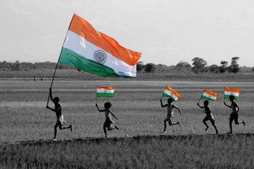 ParishmitaHaz11's tweet photo. HAPPY INDEPENDENCE DAY 🇮🇳
#ilovemyindia
#JayHind 
#ProudToBeAnIndian 🙏🇮🇳 https://t.co/7nbID3MxZf