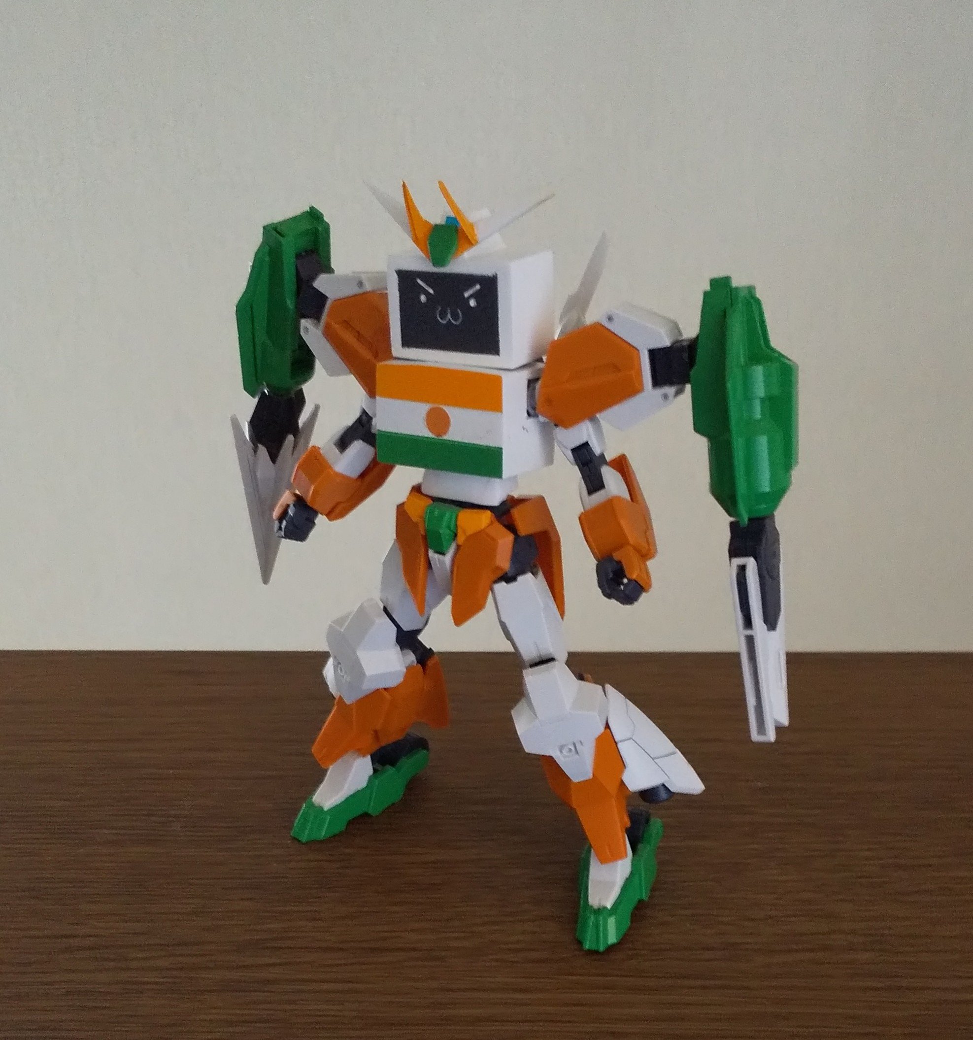 三浦ショボーン製作所 On Twitter オリジナルガンプラのニジェールversionです 元々は鉱山開発の掘削技術だった その技術を転用したのがこの機体である その破壊力は抜群であり 最凶の 破壊者がアフリカの大地に誕生した という設定 W ガンプラの画像