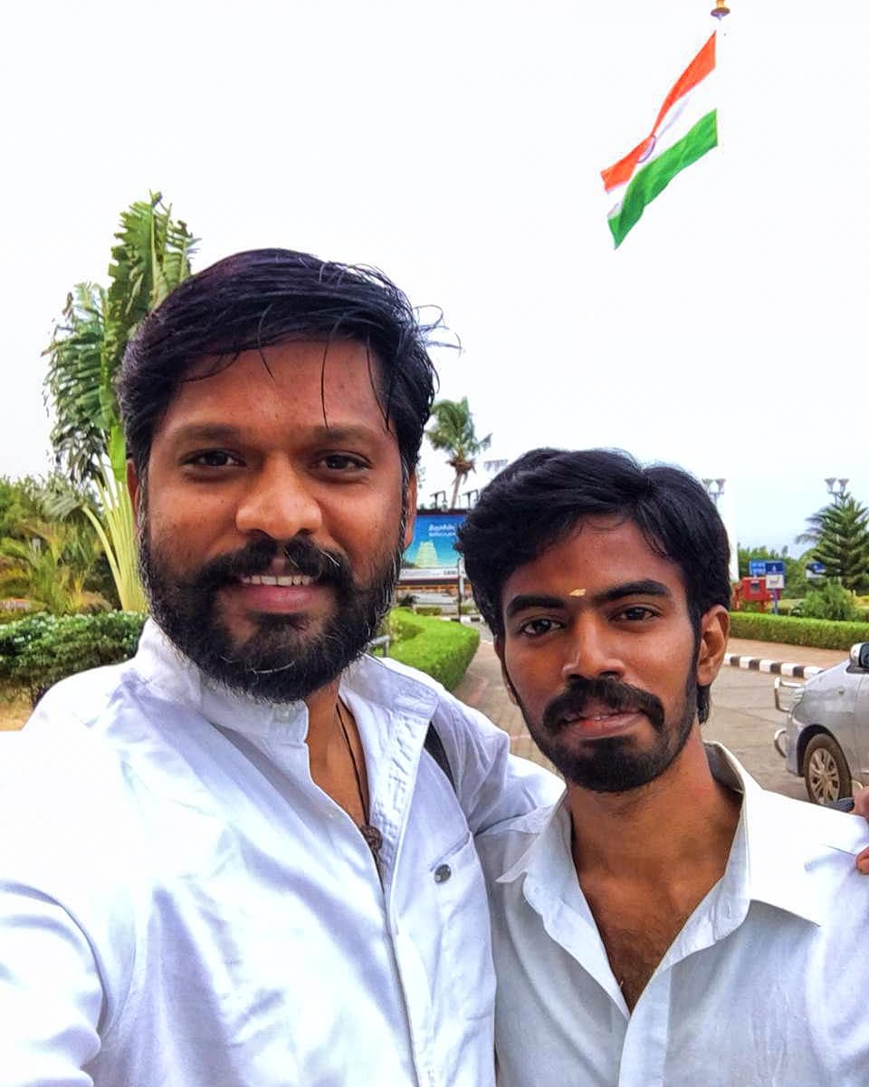 அனைவருக்கும் #சுதந்திரதின_நல்வாழ்த்துக்கள் 🇮🇳🇮🇳🇮🇳 @soundar4uall @MannumMakkalum

#சுதந்திரதினம் #HappyIndependenceDay #Soundararaja #மண்ணுக்கும்மக்களுக்கும்