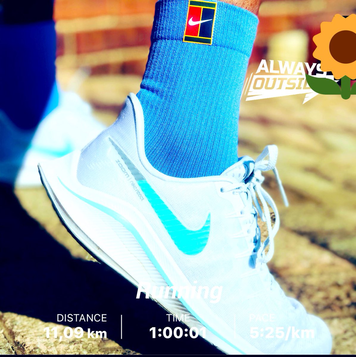Mapasexy's tweet photo. Life is better in running shoes 🏃🏽♀️🏃🏽♀️🏃🏽♀️ #justrun #nikerunning #womndla #justdoing #nikewomen https://t.co/oGvLSJZJhY
