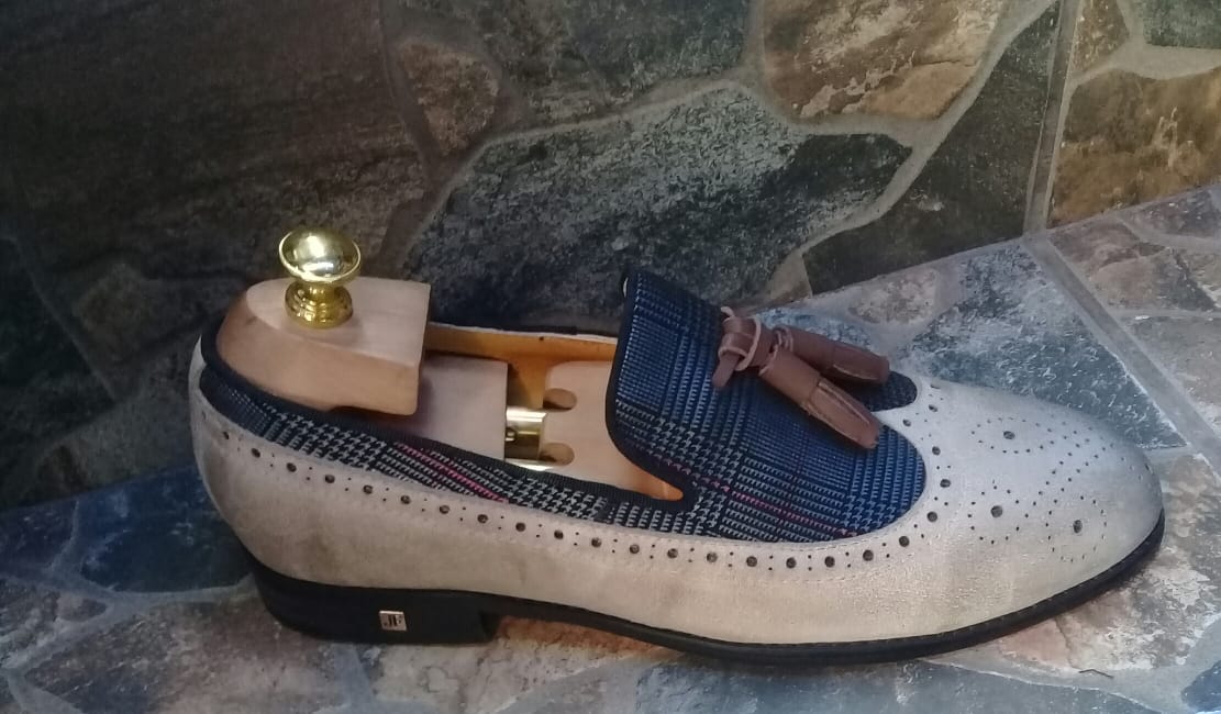 TheclassicmanJ's tweet photo. Classic Man wear
Suits from 1k
Shoes from R450
Pants from R550
To see our catalogue whatsapp 0624644109
#DJSBU #cyrilramaphosa  #SiyaKolisi #Level2 https://t.co/sa6Ng8r0OJ