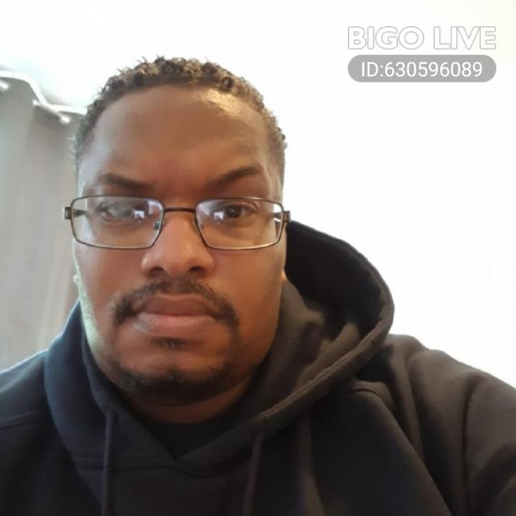 Boykey88's tweet photo. It wouldn't be a party without you #BIGOLIVE > let's chill and bring me to 10k https://t.co/rsQAPguCwZ https://t.co/e74dIwFDBs