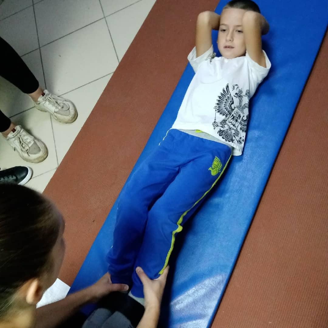 gtozhig's tweet photo. Добрый день, физкультурники! Сегодня состоялся первый прием нормативов ГТО, после ограничительных мер. Мы благодарим всех, кто принял участие в данном мероприятии и желаем успехов в дальнейшем!

#ГТО #здоровье #готовктрудуиобороне  #ЖигулевскPROспорт https://t.co/otbrCrb4Ye