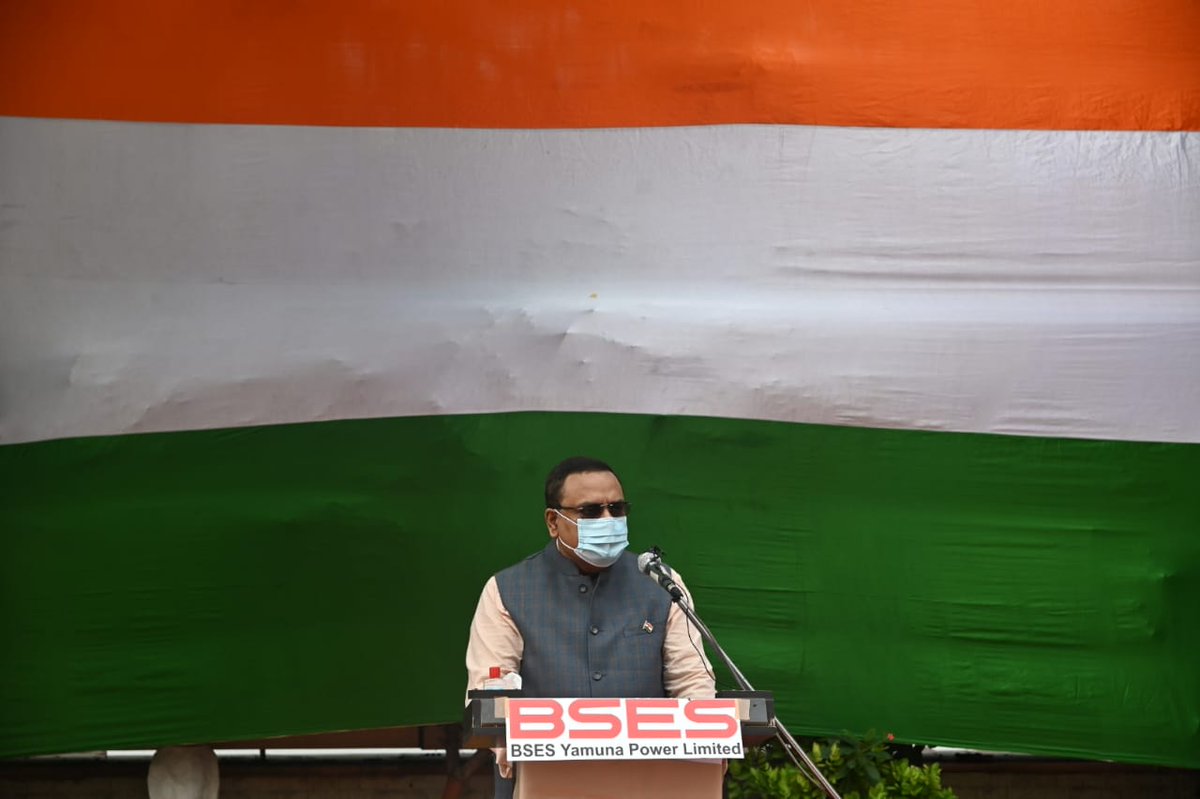bsesdelhi's tweet photo. With feelings of patriotism running high and following the necessary safety protocols, BSES discoms celebrated the 74th Independence Day with a lot of enthusiasm. The celebrations were led by BRPL CEO Amal Sinha &amp; BYPL CEO P R Kumar respectively.

#HappyIndependenceDay https://t.co/h43MdBmshd
