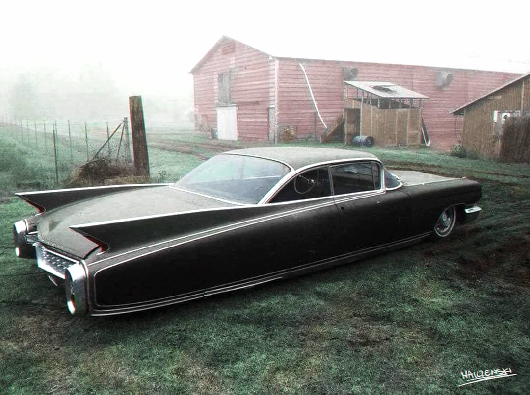 HistoryLowlife's tweet photo. A show-stopping 1960 Cadillac Eldorado apparently parked at a murderous farm of death from some horror movie. 

Would love a big chugger like that, but on British roads I feel that it looks a bit over the top unless you're a tattooist or something.
#cadillac #lowlife #history https://t.co/neTR8Ag06M