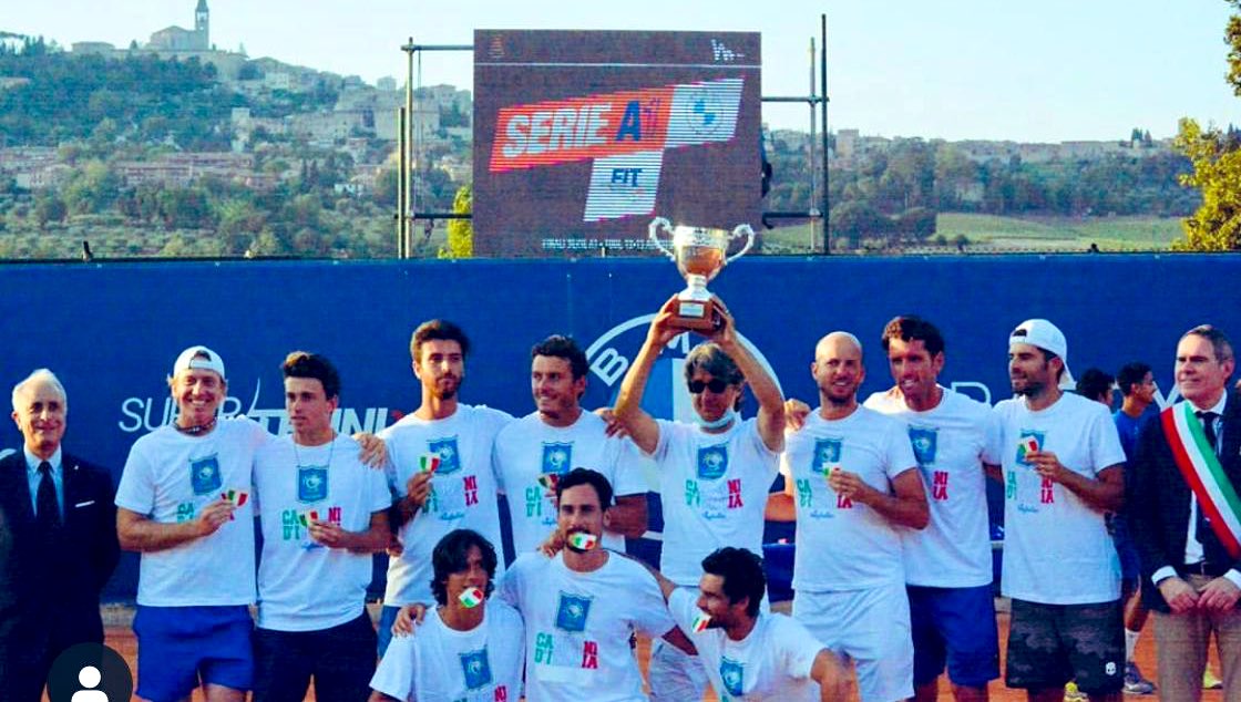 🏆Complimenti al <a href="/parktcgenova/">Park Tennis Club</a> per aver vinto lo scudetto 2020 🎾🎾🎾 serie A1 maschile <a href="/federtennis/">FITP</a> <a href="/atptour/">ATP Tour</a> <a href="/WeAreTennisITA/">We Are Tennis Italia</a>