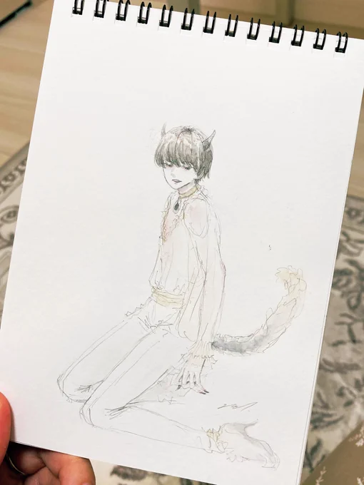 グループ通話でキャラ被りデザインゲームしました!とても楽しかった✨✨

① ツノ、黒髪、尻尾、首飾り
② イヤリング、チェック柄、コルセット、本
③ 眼鏡、リボン、帽子、マスク 