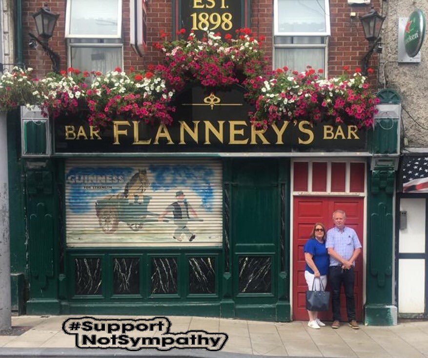 patsyflannery's tweet photo. The small one limerick #supportnotsympathy #michaelmartintd #leovradhartd https://t.co/E1PT9DedxF