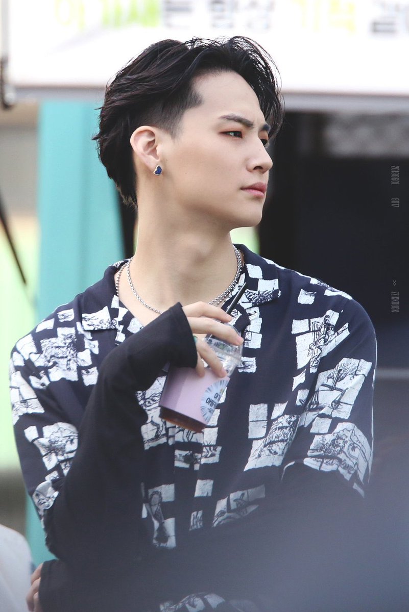 Lim Jae-beom& #39;s side profile - a thread