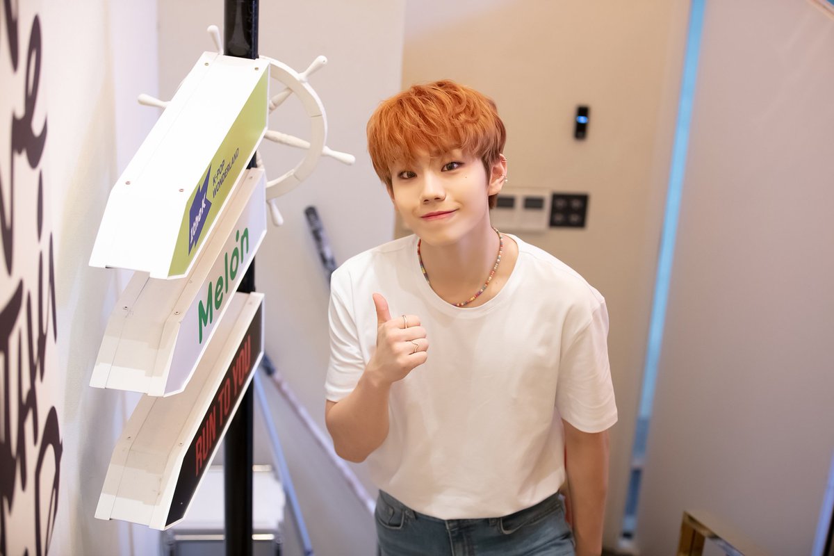 tiny__wonjun's tweet photo. so small so pretty💗🌈✨
#wonjun #이원준 https://t.co/OzFXxEBC7M