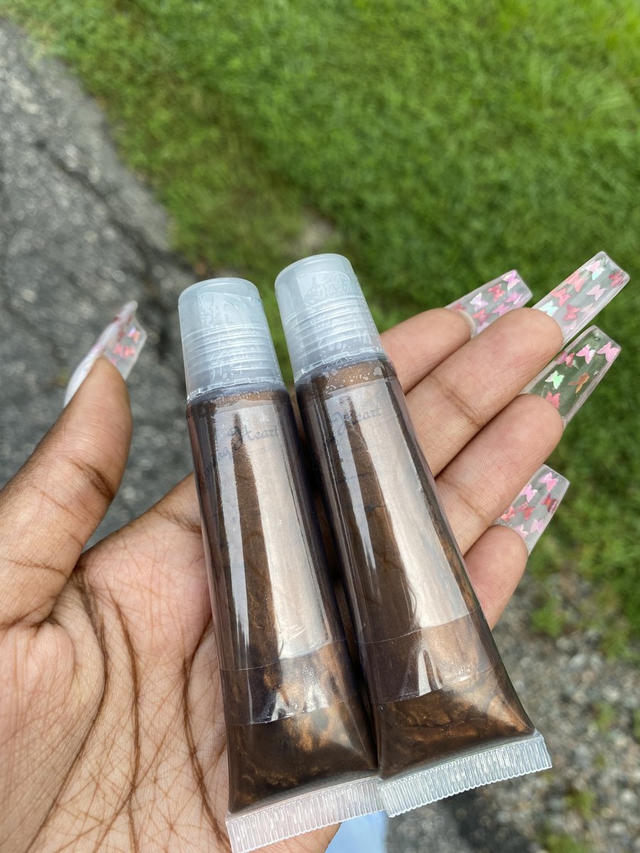 Chelethebeaute3's tweet image. Excited to share the latest addition to my #etsy shop: Lip Tease: Desired etsy.me/3h2SRvk #deepbrown #shimmer #gift #gloss #birthday #mica #pigment #castoroil #theaffirmingheart