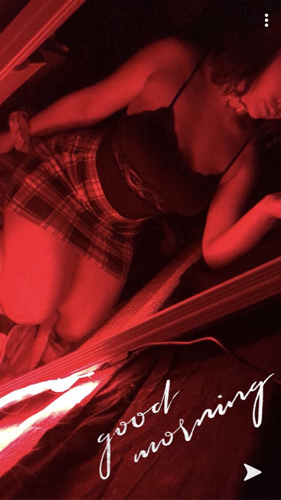 NaomiRose66's tweet photo. i know you guys are interested in what this body has to offer😜🔥 read my menu or sub to #onlyfans for good prices🤭💦 #OnlyFansPromo #onlyfansbabe #sellingcontent #buyingcontent #sexworker #sellingnudes https://t.co/cajBdyvLLr