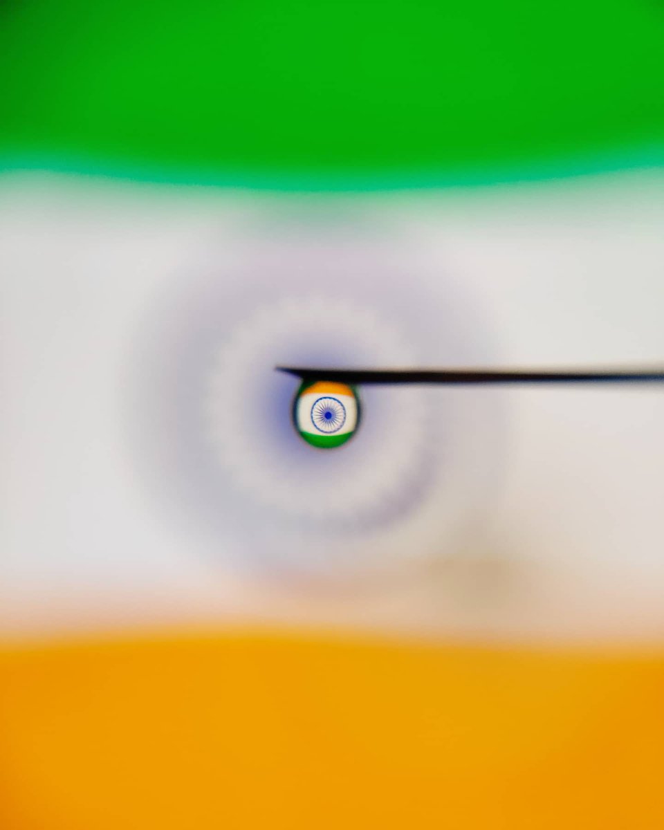 framefusion_'s tweet image. दे सलामी इस तिरंगे को..

जिस से तेरी शान हैं..

सर हमेशा ऊँचा रखना इसका..

जब तक दिल में जान हैं.

WISHING YOU ALL 74TH INDEPENDENCE DAY 💚🤍🧡
#framefusion