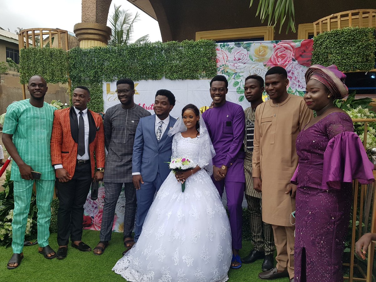 AdeyemiDavid_'s tweet image. #ShareAPic