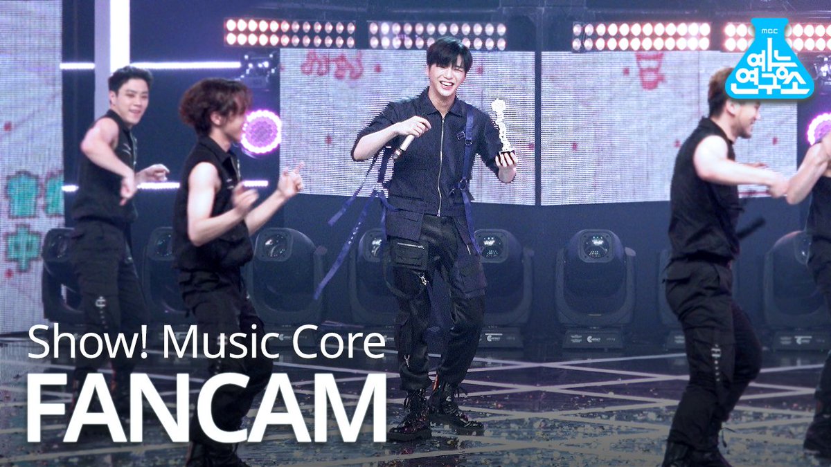 200815 🔍[예능연구소 1위 앵콜 직캠]
#쇼음악중심 #음중 #강다니엘 #KANGDANIEL #깨워 #WhoUAre <a href="/konnect_danielk/">강다니엘 KANGDANIEL</a>

‘강다니엘(KANG DANIEL) - 깨워(Who U Are) 1위 앵콜 직캠’ 바로가기🔽
youtu.be/saD6QTzahqc