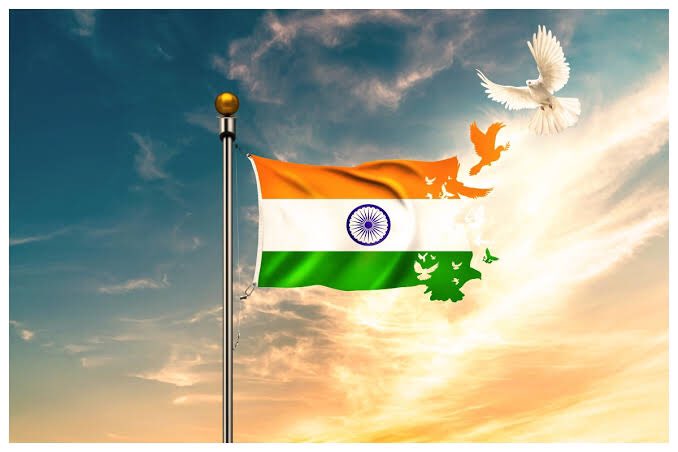 actmukeshkhanna's tweet photo. आज़ादी की चोहत्तरवीं वर्षगाँठ पर देश वासियों को कोटि कोटि बधाई। पर सिर्फ़ झंडा फहराने से ही हमारा कर्तव्य पूरा नहीं हो जाता।आज़ादी हमें सस्ते दामों नहीं मिली।असंख्य बलिदानों का परिणाम है हमारी आज़ादी। मैं अपना ये गाना भेंट करता हूँ अपनी भारत माता के लिए। https://t.co/6PM2VwDOvu https://t.co/39bKTMcRF0