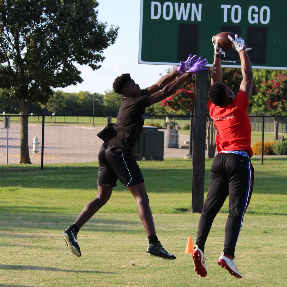 Bigtexaco's tweet photo. Iron sharpens iron @luhhzach_  #JUCOPRODUCT https://t.co/GthevEDCAl