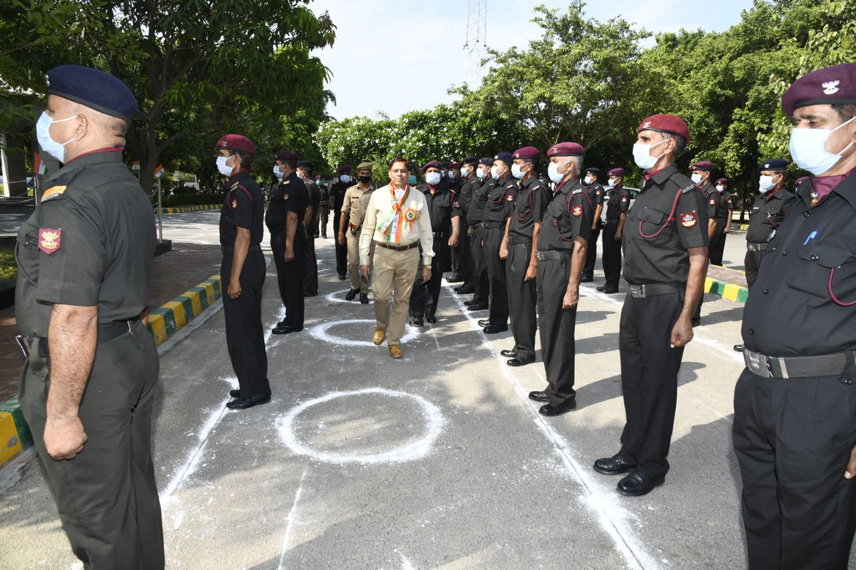 upums_pro's tweet photo. Happy Independence Day🇮🇳🇮🇳🇮🇳🇮🇳 !
The day evokes the feeling of patriotism in the heart of every Indian. A day of celebration, when we rejoice in our freedom and pay homage to those who laid down their lives winning it for us !
#FewGlimpses🇮🇳🇮🇳 #MedicalUniverstiySaifai🇮🇳🇮🇳 https://t.co/gjuJFMbOBa