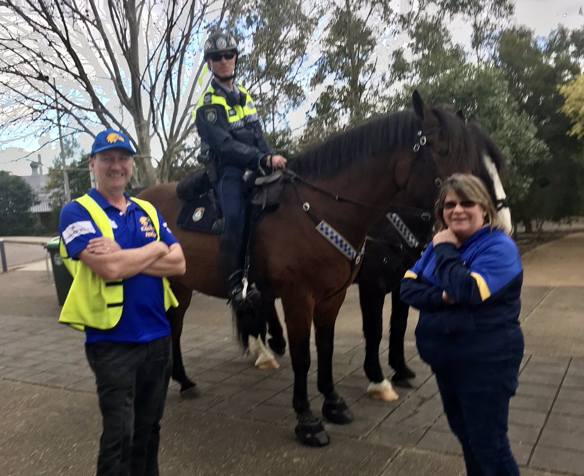 1/2 time at Kanebridge Oval in Men’s Premier Division

ECE 10-7
Camden 3-1 

1/4 time
ECE 6-3
Camden 1-0

We had the mounted police call in to watch a bit of footy and to ensure that all was going OK.  The officers wished us the best and continued on their rounds.