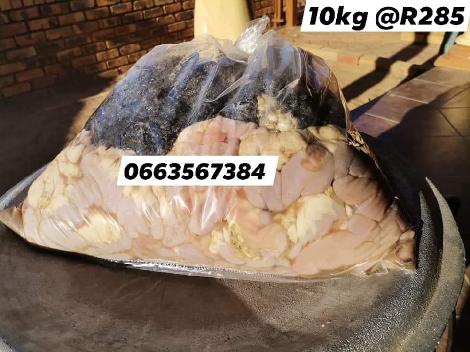 HashtagInn's tweet photo. Hi. We are selling Fresh A-Grade beef and chicken Inners at the best prices direct from product line to you.

We are mobile &amp; provide delivery in and around Pretoria ONLY. Full pricelist attached on comments.
066 356 7384
#DJSBU https://t.co/nG8mTm8JxM