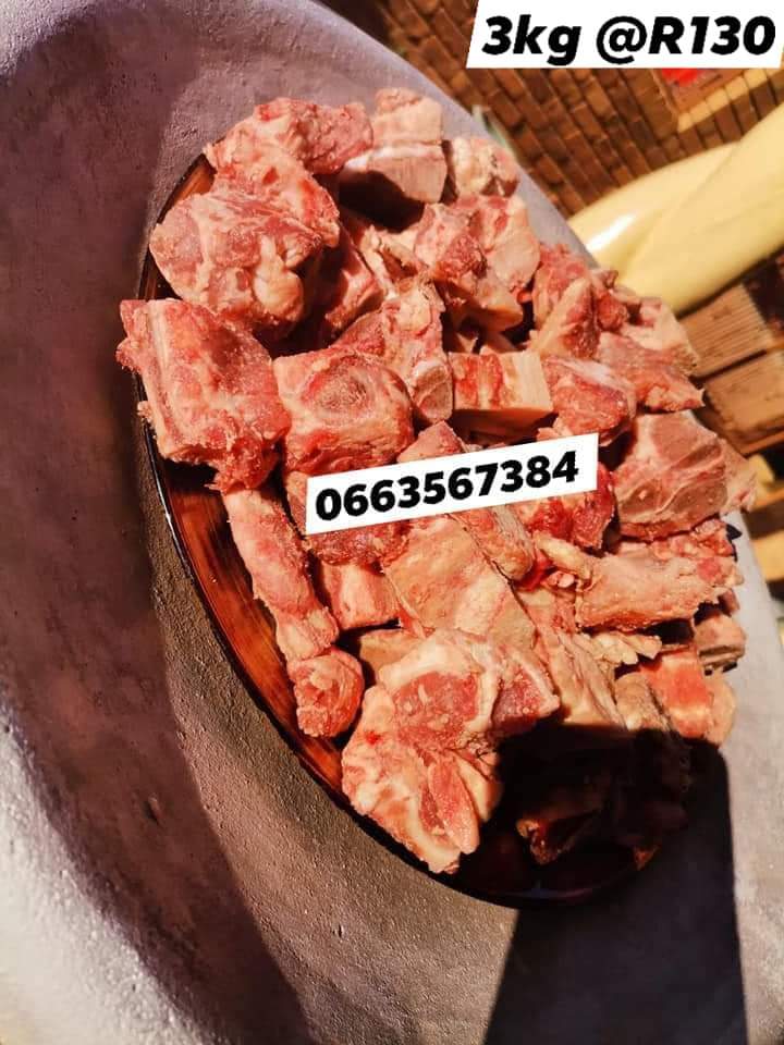 HashtagInn's tweet photo. Hi. We are selling Fresh A-Grade beef and chicken Inners at the best prices direct from product line to you.

We are mobile &amp; provide delivery in and around Pretoria ONLY. Full pricelist attached on comments.
066 356 7384
#DJSBU https://t.co/nG8mTm8JxM