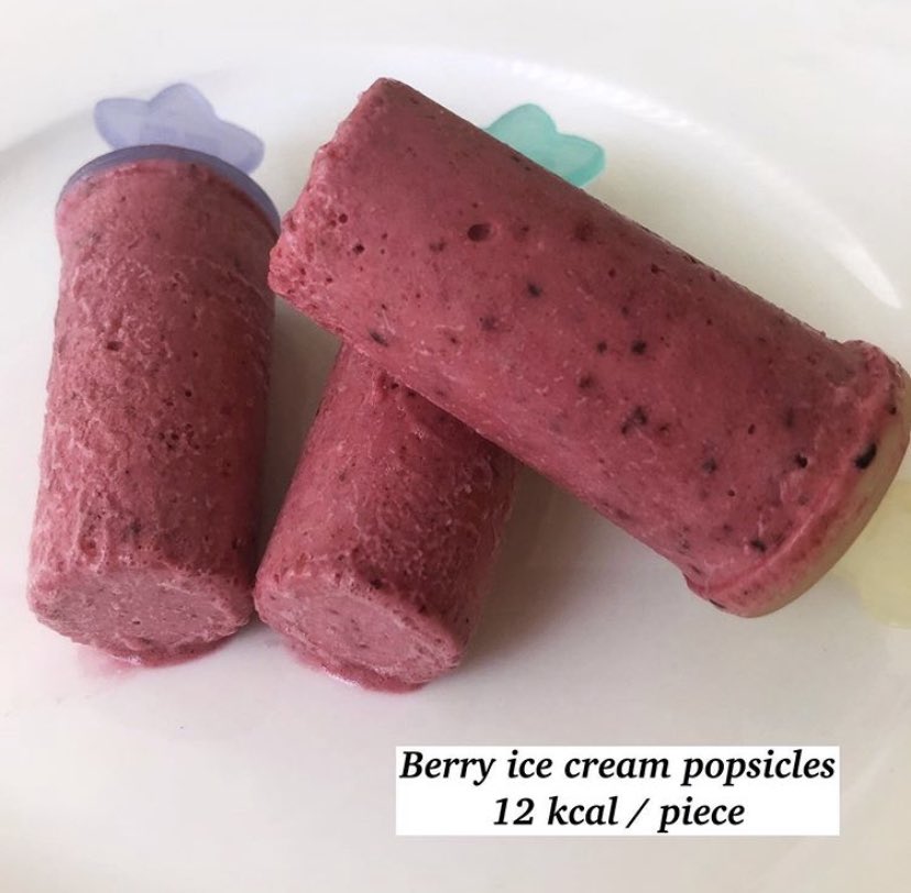 ✩ berry ice cream popsicle