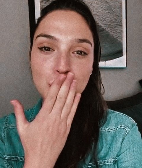 Hi, this is Gal!

I have nothing much to say, please do kindly read my bio for further explanation. I just want to have some friends! Please please pelase RETWEET my #OpenFollow (this tweet, precisely). Help me to spread the words, fellas. Do RT! Mwaah! 💋

Much love,
Gal Gadot♥️