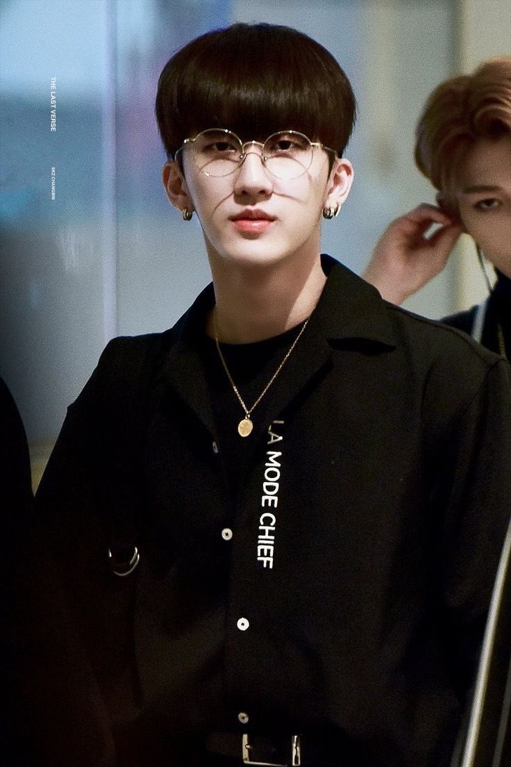— changbin as a prince; a royal thread  #straykids  #skz