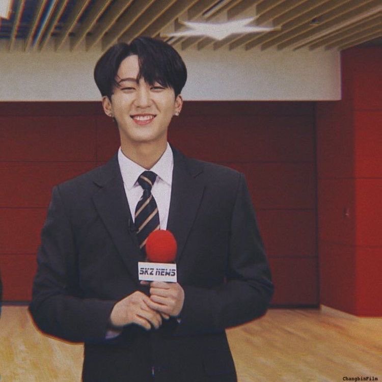 — changbin as a prince; a royal thread  #straykids  #skz