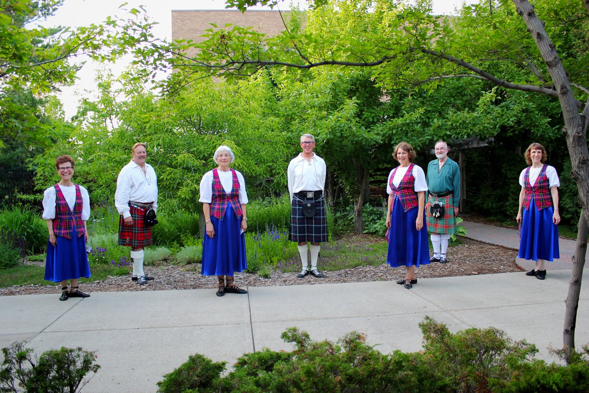 scotpav's tweet photo. Join us at 6pm on our Facebook page for the Scottish Pavilion pre-event showcase. This event will run for one hour, leading up the @StoonFolkfest virtual event beginning at 7pm! https://t.co/FsTpuK7GBX