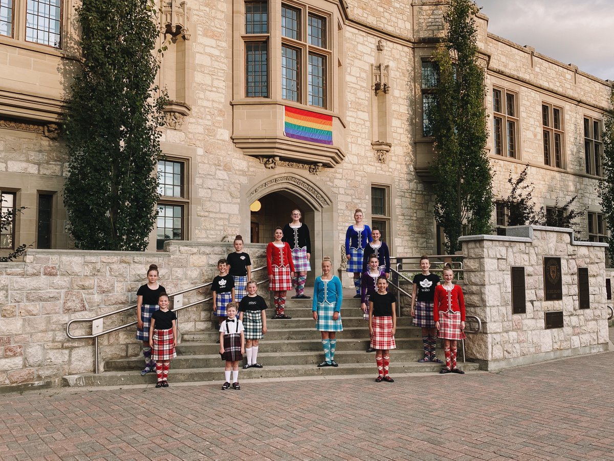 scotpav's tweet photo. Join us at 6pm on our Facebook page for the Scottish Pavilion pre-event showcase. This event will run for one hour, leading up the @StoonFolkfest virtual event beginning at 7pm! https://t.co/J19zVpMuFM