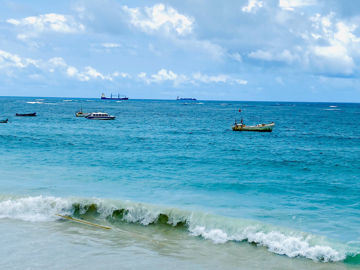 IkranAbdinur's tweet photo. Ceeb haddaad maqashay!
Ceeb waa dhaqan walba oo xishoodka deris xumo u ah, sidoo kalena ah siyaado walba oo khilaafsan anshaxa lawada yaqaano.

W/Y: Ma garanayo....
Sawirka iyo qoraalka isma quseeyaan. https://t.co/LQcmZNMlWi