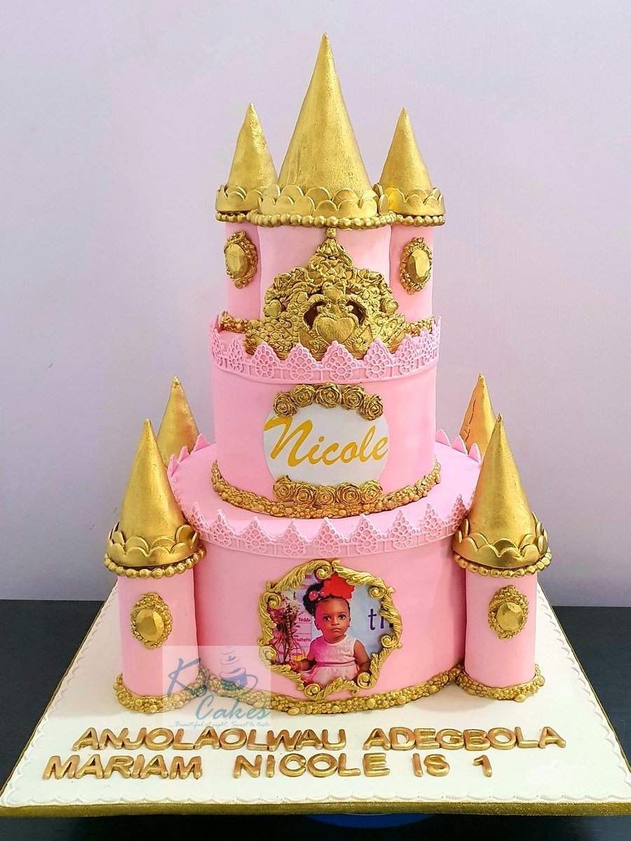 KoCakesNg's tweet photo. Princess Nicole's Castle Cake
#kocakes #castlecake #princesscastlecake #princesscake #castleπ° #Cakequeen #bbnaijalockdown2020 #BarcaBayern #Setien #IndependenceDayIndia https://t.co/77uCMbziyq
