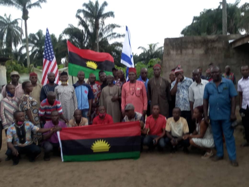 AzaIpob's tweet photo. SETTING #IPOBFAMILY ALL CORNERS IS OUR #MAJORTOOL &amp; #WEAPON TO #RESTOREBIAFRA, NOT CARRYING #GUNS. #UMUDIMFAMILY #INNAUGURATION DONE AND DUSTED. @REPUBLICOFBIAF1 @real_IpobDOS @UN @EU @WhiteHouse @MaziNnamdiKanu @familywriters1 @UKParliament @mefonna @Biafralandtwt_1 #BIAFRACOMES https://t.co/G8NHfR3JZ2