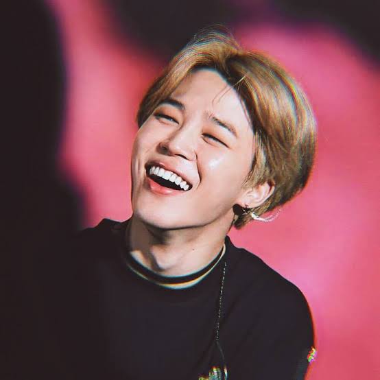 Okay here's our baby mochi who can't see anything when he's laughing so hard what a cutie huhu #ExaBFF  #ExaARMY  @BTS_twt