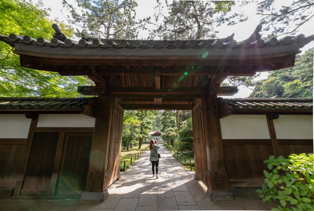 JnlPueJdj3VVnNn's tweet photo. 広角レンズを買ってしまった...
sp15-30f2.8g2

#三渓園 #三重塔 #横浜
#Tamron #タムロン
#キリトリセカイ
#カメラ好きな人と繋がりたい
#写真好きな人と繋がりたい 
#canon_photos #canonphotography 
#canon #6Dmk2 #6DmkII #6d2 #6dII https://t.co/3LRBtk5Hh1