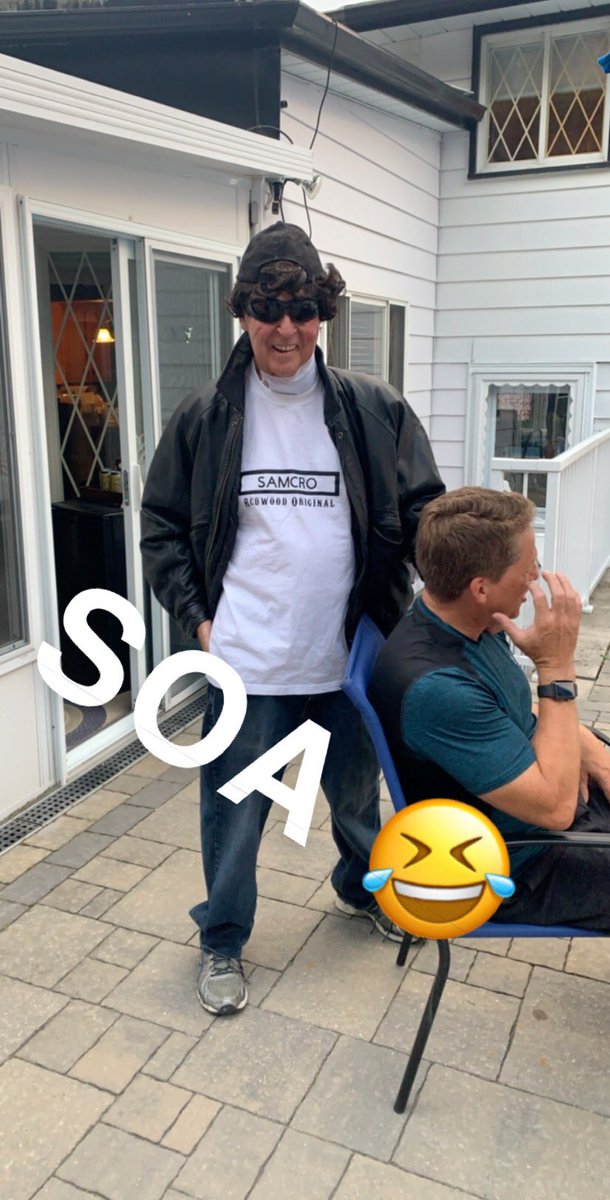 MatthewDubeau's tweet photo. .@KimFCoates my Uncle passed last week from cancer he loved your character Tigs on #SOA. He started watching last month with his 4 daughters on #Netflix. He made it to S7, E11 before he passed. Thank you for the memories laughter you helped create in his remaining days. https://t.co/jrwBJo811W