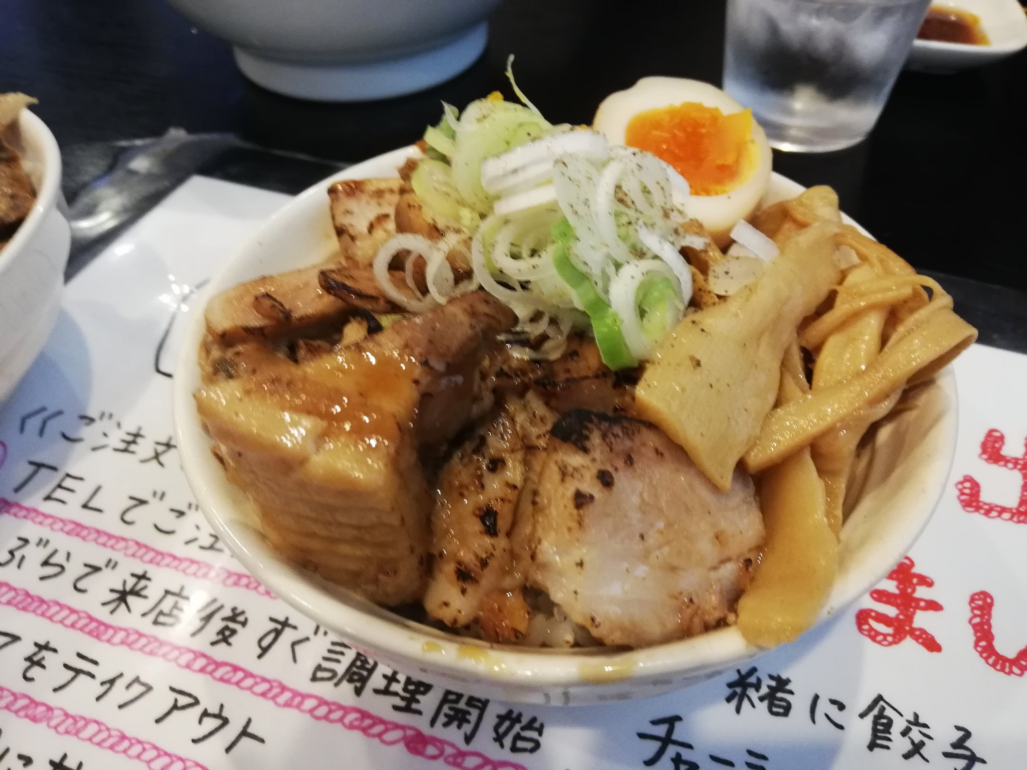布団ちゃん 魔神 魔神の食卓でやったオムライスなんだが 俺の切り抜きの方が再生数多くて泣けたわ 写真は佐野ラーメン大和 特に意味はない 布団ちゃん 魔神 魔神の食卓でやったオムライスなんだが 俺の切り抜きの方が再生数多くて泣けたわ 写真は佐野ラーメン大和 特に意味はない