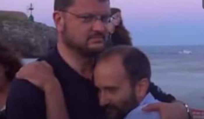 sherpa810's tweet photo. Disperato, ma non c'è motivo. L'alleanza è utile a loro di finire il lavoro: sottomettere il Paese ai diktat liberisti dell'UE.
- Lavoratoriii: prrrrr...(cit.)
#NoSURE
#NoMES https://t.co/Z2IOnyLHbh