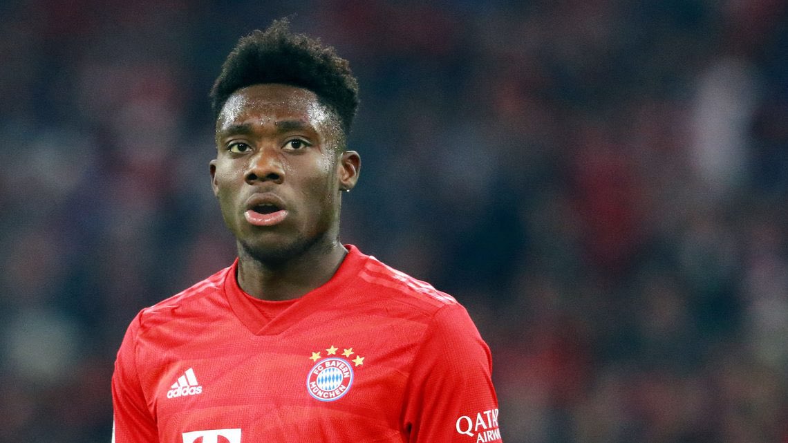 Alphonso Davies was born in a refugee camp in Ghana before moving to Canada at the age of five.

His parents had fled Liberia to escape civil war. 

Today he's the best left-back in the world.

What a journey. What a story. 🙏