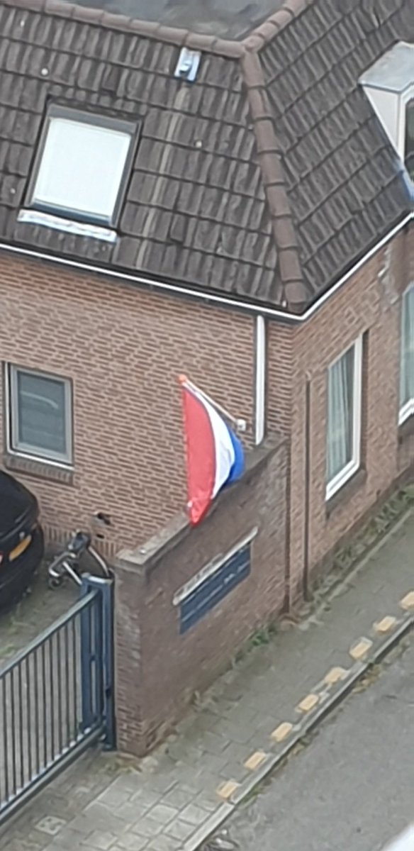 Waarom wordt vlag uitgehangen 🤔?