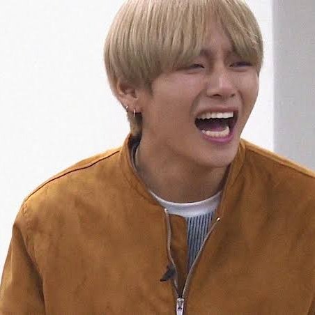 Still look so beautiful huhu  #ExaBFF   #ExaARMY  @BTS_twt
