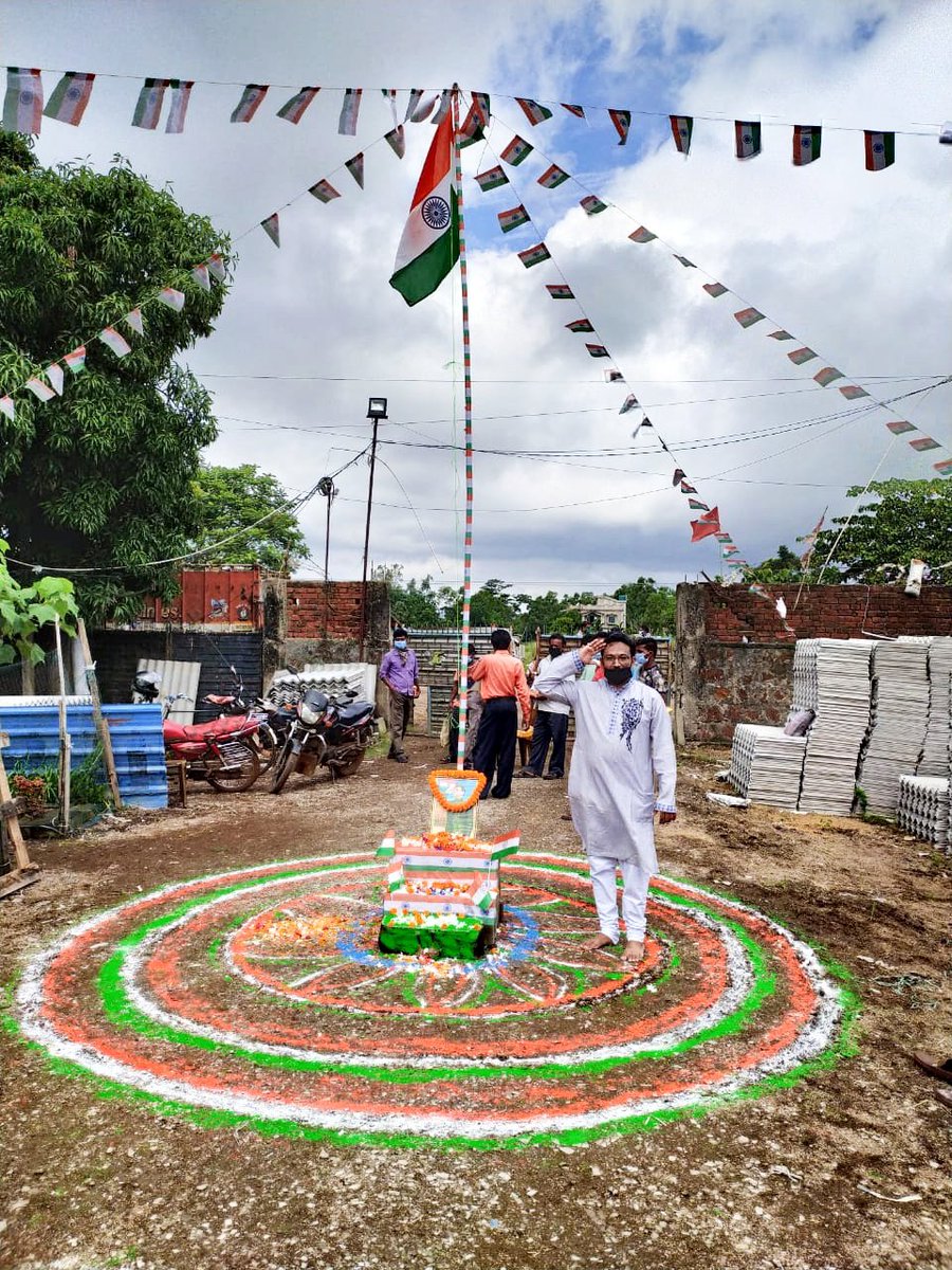 sidhagar's tweet photo. Happy Independence Day 🇮🇳
#HappyIndependenceDay 
#hillimited https://t.co/yufNETiy8a