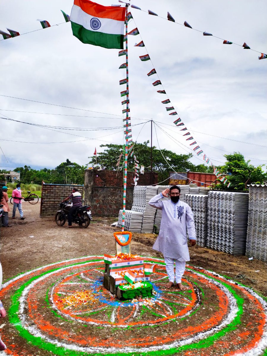 sidhagar's tweet photo. Happy Independence Day 🇮🇳
#HappyIndependenceDay 
#hillimited https://t.co/yufNETiy8a